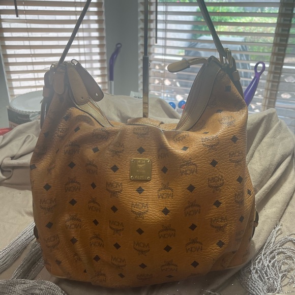 MCM Cognac Visetos Coated Canvas Hobo - Picture 4 of 15